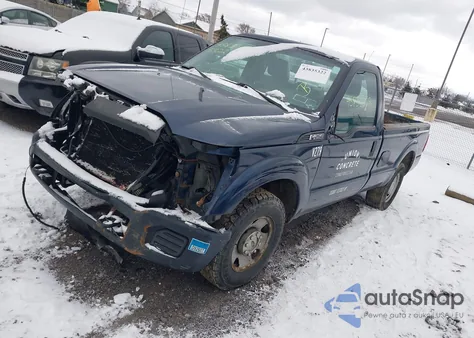 2015 Ford F-250 Xl из США, поврежденный, VIN 1FTBF2A66FEB55329